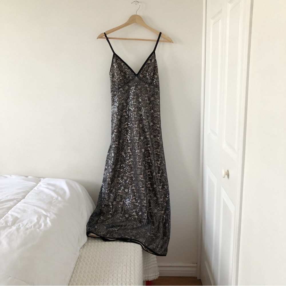 Sequenced long dress